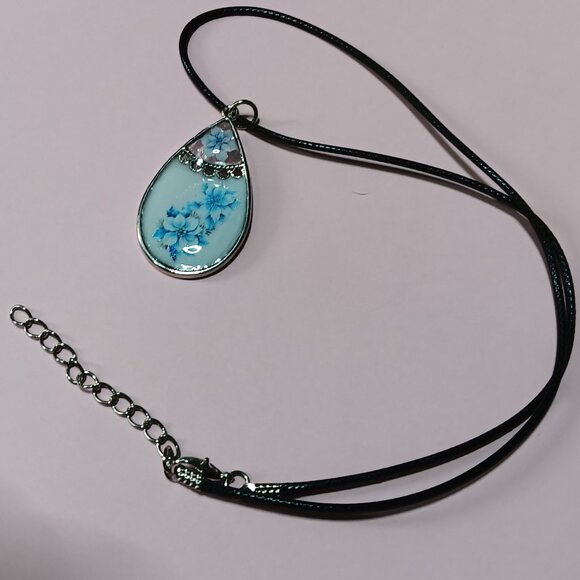 One of a kind handmade pendant with braided cord 18" necklace (with extender) - Picture 2 of 3